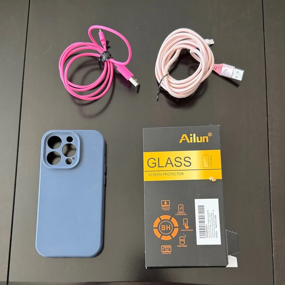 iPhone 14 phone case, 2 screen protectors, 2 charging cables